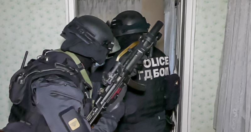 Специализираната прокуратура повдигна обвинения на петима участници в организирана престъпна