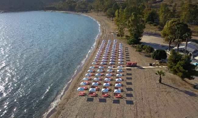 Страхът от нова вълна на коронавируса отказва част от чужденците