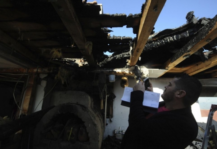 Пожарът в приюта в Нови хан е пламнал около 19