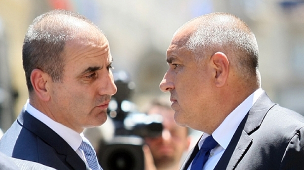 Не знам кой стои зад Еврохолд Питайте Цветанов Той вече