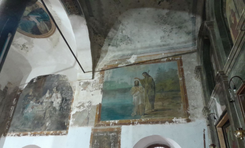 Църквата "Света Троица" в Галиче се нуждае от реставрация, необходими са 50 000 лв. /снимки/