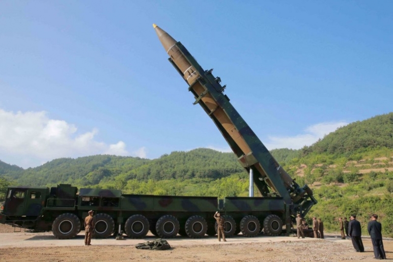 Северна Корея е изстреляла в сряда три балистични ракети, съобщи