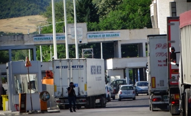 Започнаха опити за фалшифициране на ПСР тестове за COVID 19 на