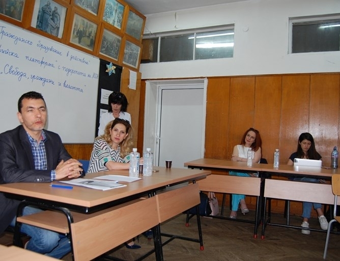 Да се създаде обособена зона за домашни любимци в парк