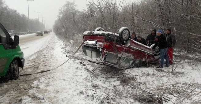 Катастрофа е станала вчера на пътя Борован Бяла Слатина съобщиха от