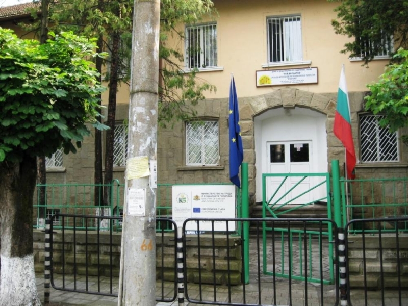 Дете настанено в ЦНСТ в Роман е починало внезапно съобщиха