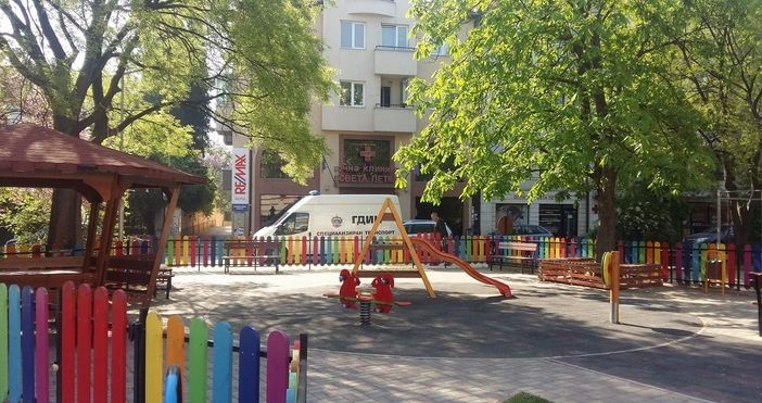 Част от улица Иван Драсов във Варна в момента е