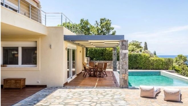 Гърция затяга правилата за краткосрочни наеми, ето какво трябва да знаете