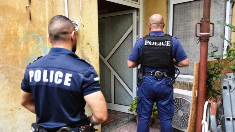 Семеен скандал е завършил със смърт в Пловдив 14 годишно момче се