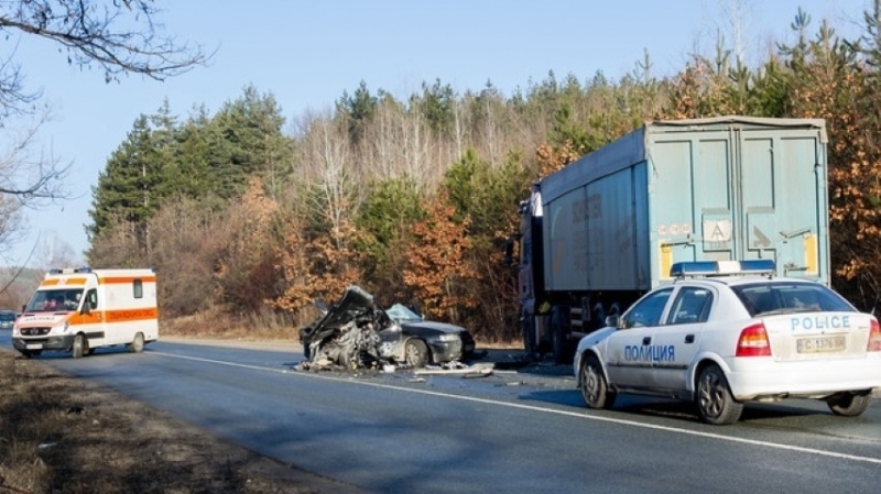 Над 70 са смъртоносните отсечки в страната Това показват нови