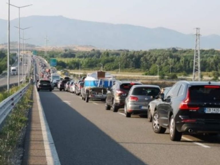 ІІ СЪСТОЯНИЕ НА АВТОМАГИСТРАЛИТЕ АМ Тракия Област Пазарджик Движението от