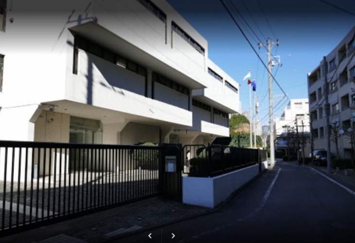 Mъж идентифициран като първи секретар на българското посолство в Япония