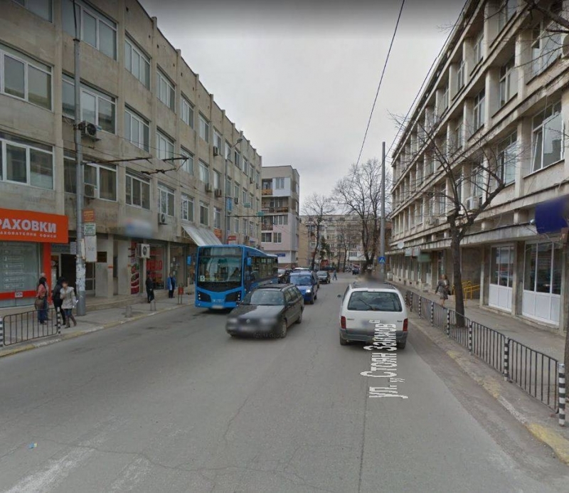 Затварят участъкът от площад „Св. Софроний Врачански“ до кръстовището с