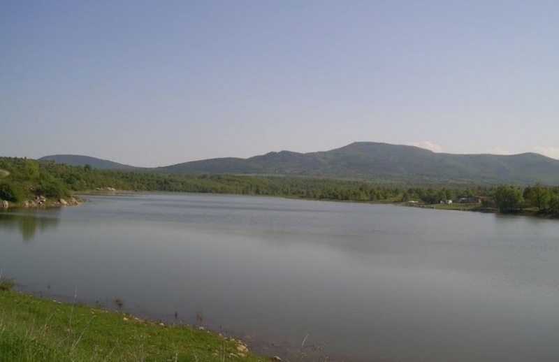 Десетки жители на монтанското село Клисурица са евакуирани след силния