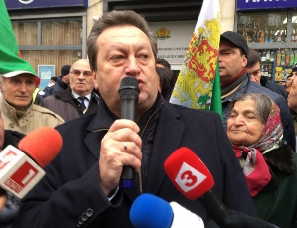 БСП да поиска оставката на Таско Ерменков и ако той