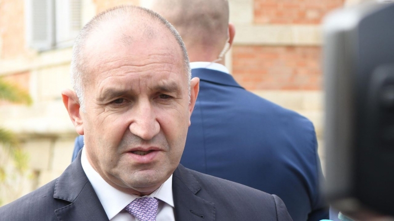 Радев: Опасявам се управялващите да не заведат „Лукойл” до сценария „Булгартабак”