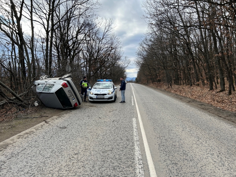 Монтанска кола е катастрофирала близо до Враца видя отново само