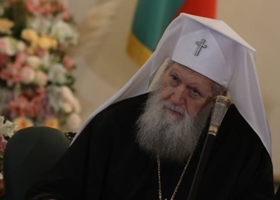Поклонението пред тленните останки на патриарх Неофит ще се състои