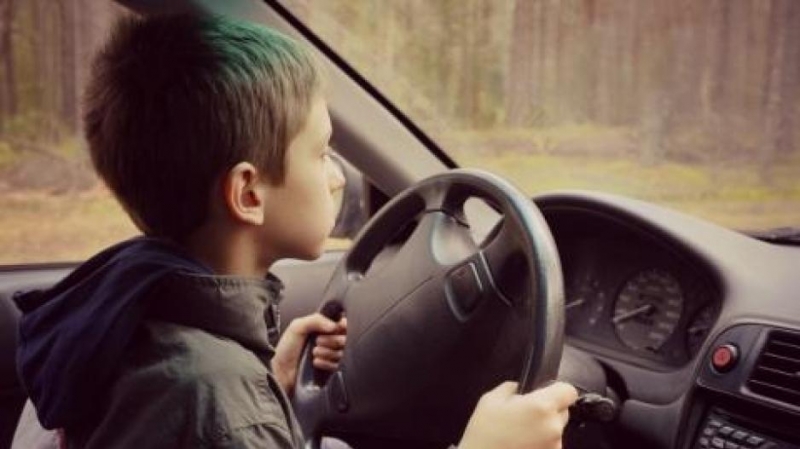 14 годишно момче влезе в криминалните хроники след като се напи