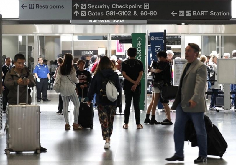 Международното летище в Сан Франциско забранява употребата на пластмасови бутилки