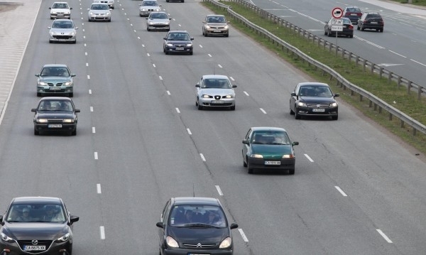 Българският шофьор е небрежен към превозването на деца и близки