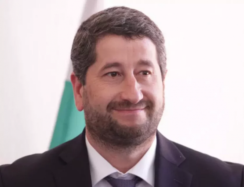 Демократична България каза какво ще се случи ако водещата партия