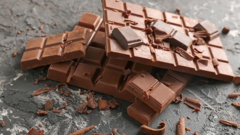 В българската търговска мрежа масово не се продава шоколад отговарящ