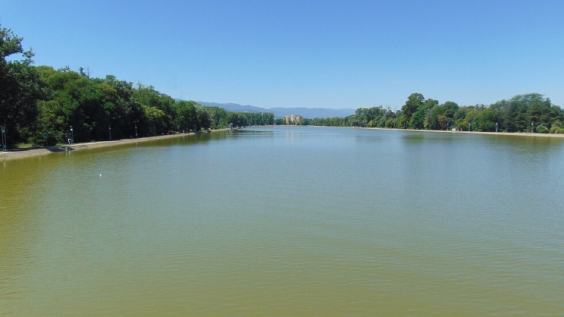 Служители на ОД на МВР и Гражданска защита извадиха труп