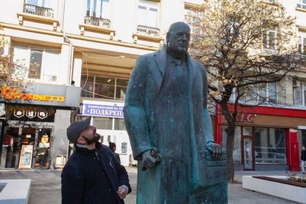 В Деня на шегата 1 април столичният площад Гарибалди