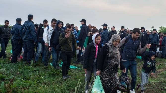 Румънски гранични полицаи са заловили в неделя вечерта 20 граждани