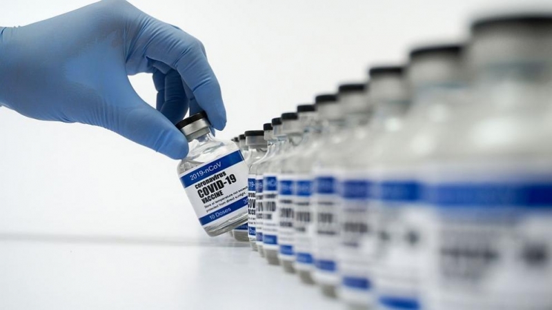 Австралия започна кампанията си за ваксинация срещу коронавируса като членове