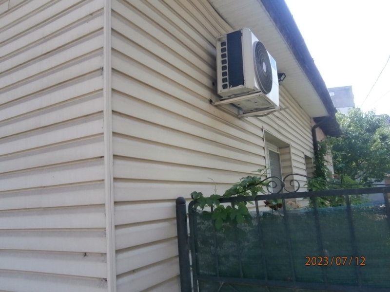 Частен съдебен изпълнител обяви за на публична продан къща във