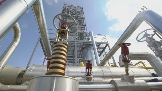 Природният газ в Европа достигна исторически ценови връх По време