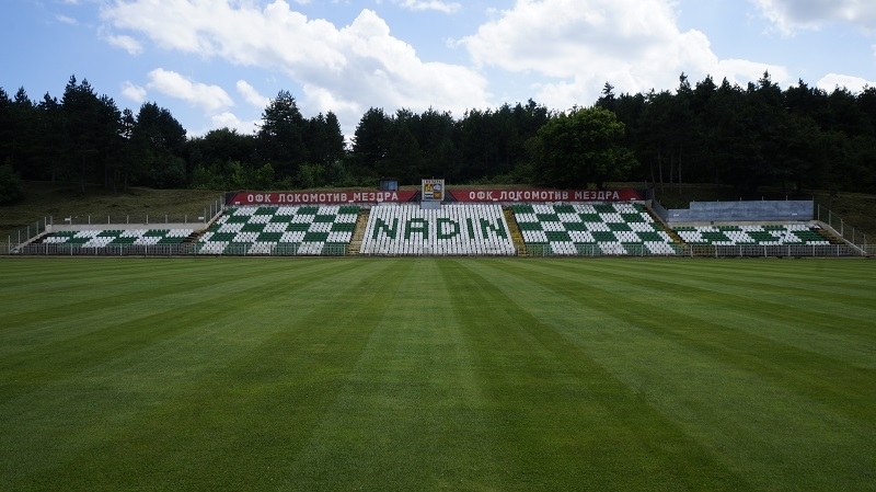 ОФК Локомотив Мездра организира родителска среща във връзка с началото на подготовката