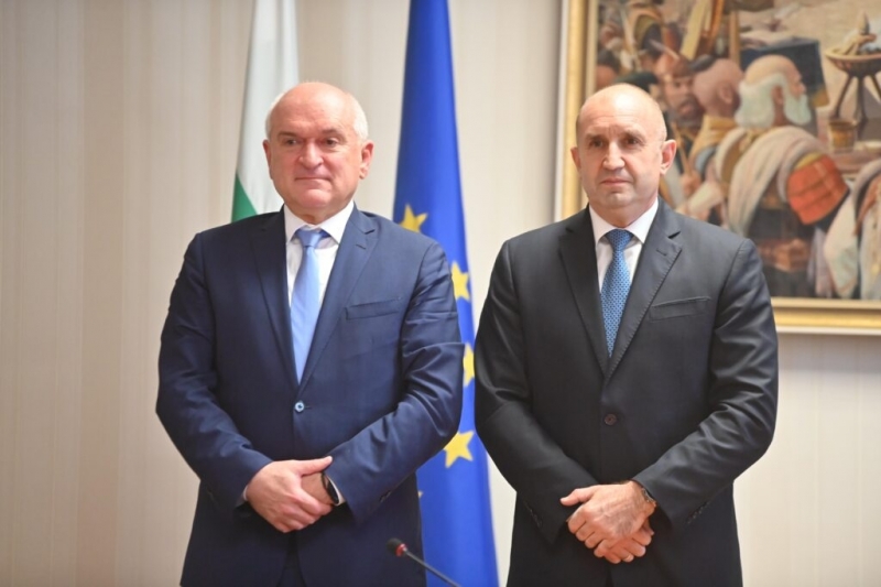 Започва решаваща политическа седмица Днес президентът Румен Радев и премиерът