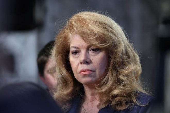 Вицепрезидентът Илияна Йотова остро разкритикува поисканите рокади в служебното правителство