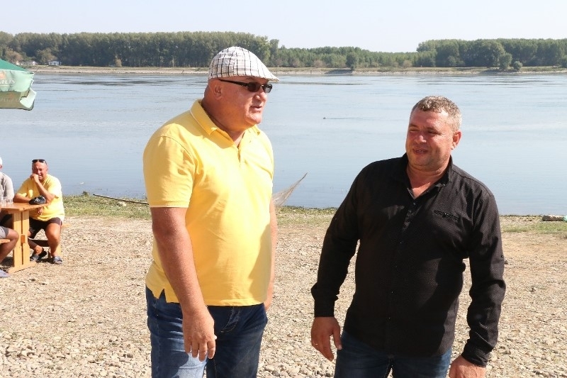 Фестивал на рибата и виното се проведе в село Кошава