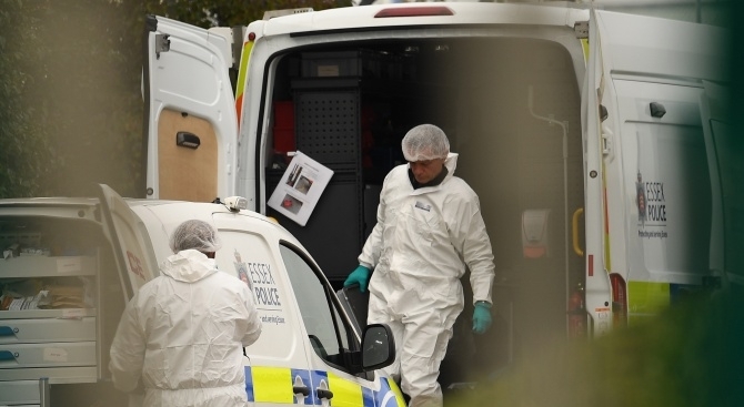 Зловеща китайска мафиотска групировка е организирала транспортирането на 39 мата души