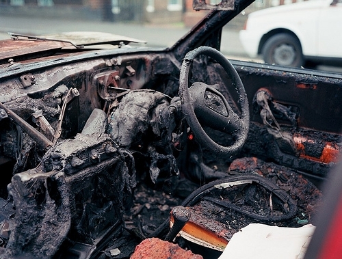 Колата на видинчанка е изгоряла напълно след като е била