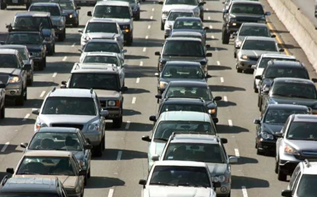 ОГРАНИЧЕНИЯ ЗА ТОВАРНИ АВТОМОБИЛИ Целогодишно за периода на официалните празници