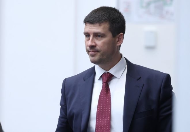 Ивелин Михайлов: Решението избори или преформатиране на кабинета е в ръцете на ИТН
