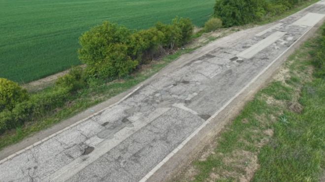 Основен ремонт на близо 53 километра от второкласния път Добри дол –