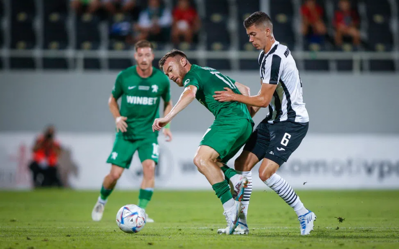 Локомотив Пловдив унизи с 4 0 Ботев Враца в последния двубой