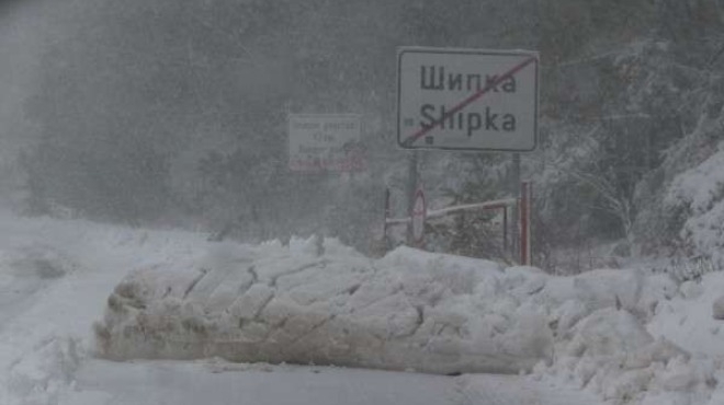 Осемте тийнейджъри от Казанлък заради които тази сутрин от 5