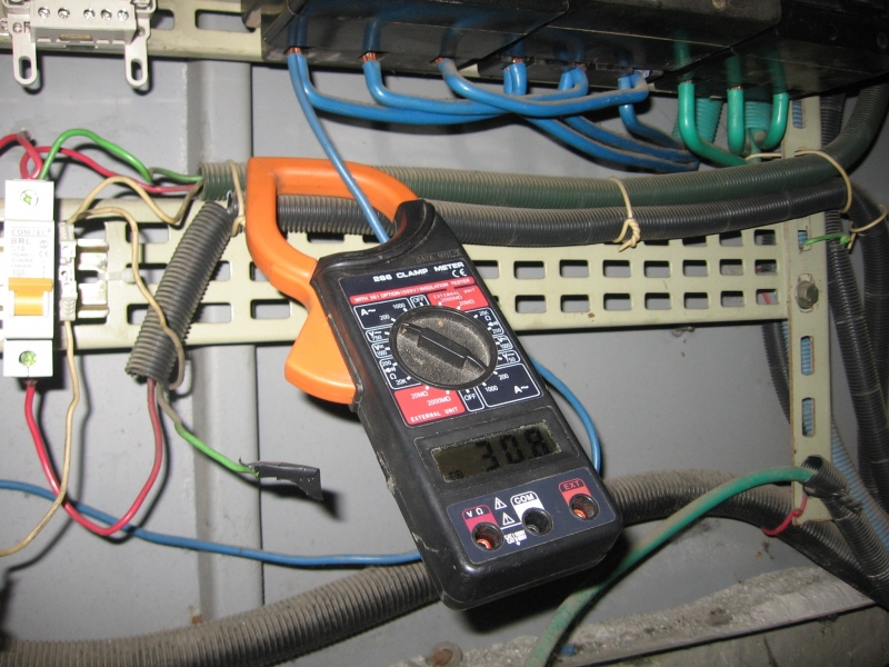 Хванаха тарикат да краде ток в Берковица