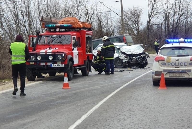 Тежка катастрофа е станала тази сутрин в Бяла Слатина научи