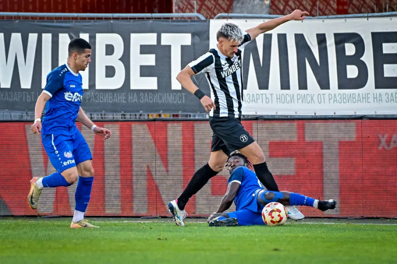 "Монтана" с тежка загуба от "Локомотив" /Пловдив/ за Купата /снимки/