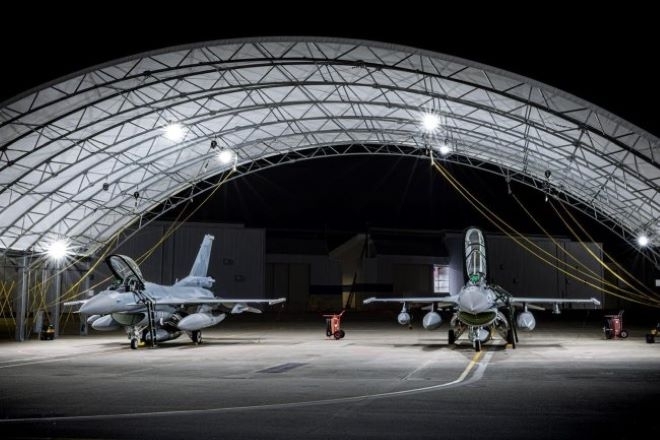 България вече разполага с четири нови F-16, но ще трябват години, за да бъдат усвоени