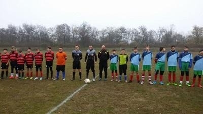 Малките футболисти от ФК Дунав 2016 Селановци загубиха с 1 2