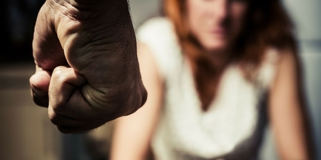 46 годишен видинчанин е пребил 35 годишната си приятелка с която живеят